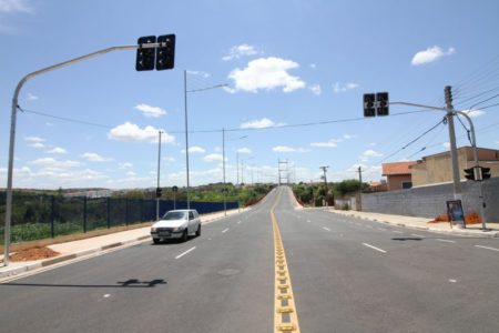 Ponte da Esperança fica interditada, nesta quinta-feira (19/12), para manutenção na iluminação
