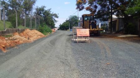 Prefeitura cria acesso à avenida Panaíno pela rua Damião  Antônio da Silva, no Jd. Novo Ângulo