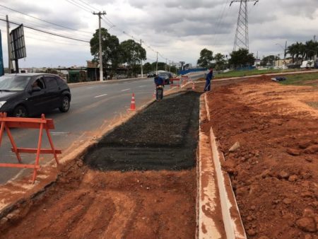 Obras preparam trechos da avenida da Emancipação para receber novo asfalto