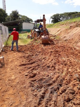 Construção de arquibancada no Campo da Confibra começou nesta segunda-feira (27/01)