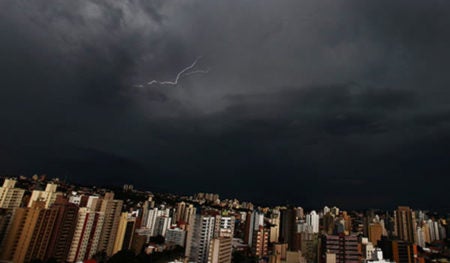 Nova frente fria pode trazer chuvas e ventos fortes para a região de Campinas