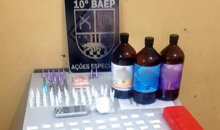 10° Baep prendem dois homens por tráfico de drogas no Jardim Amanda, em Hortolândia