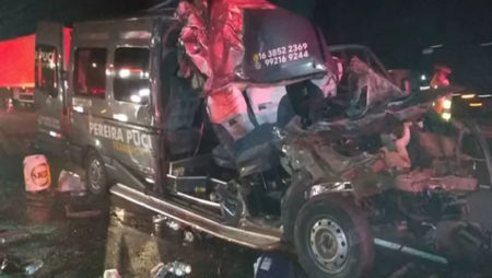 Acidente na Rodovia Anhanguera deixa 2 mortos