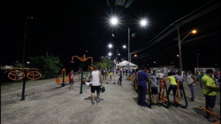Prefeitura inicia trabalho para trocar luzes das ruas do Jd. Amanda por lâmpadas de LED