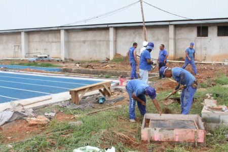 Prefeitura intensifica construção do Centro de Iniciação ao Esporte, no Jardim Amanda