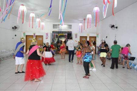 Quarta-feira (19/02) tem baile de Carnaval na Melhor Idade