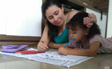Atitudes positivas ajudam a fortalecer vínculos afetivos durante isolamento social