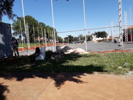 Construção do campo de futebol society do Remanso Campineiro entra em novo estágio