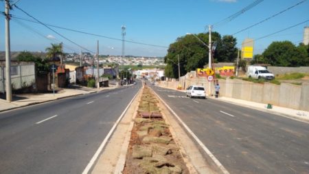 Prefeitura libera tráfego em mais um trecho duplicado da Av. São Francisco de Assis