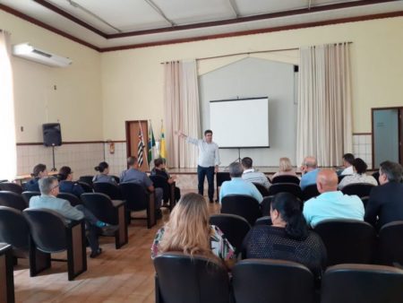 Prefeitura realiza audiência pública para concessão de pátio municipal