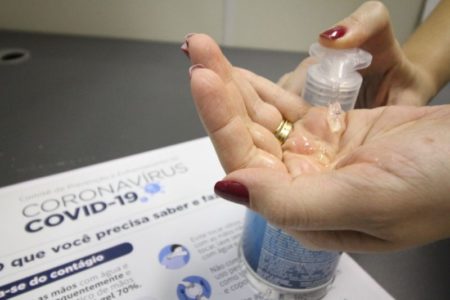 Procon de Hortolândia orienta consumidores a denunciar aumento abusivo nos preços de álcool em gel e máscaras cirúrgicas