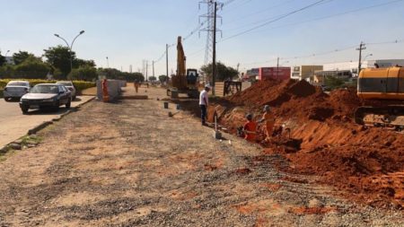 Ampliação do sistema de drenagem no Jd. Terras de Santo Antonio chega a rua Otávio Rosolen