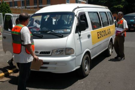 Procon de Hortolândia orienta consumidores sobre desconto de mensalidade e transporte de escolas particulares