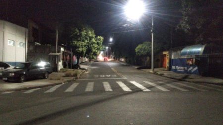Troca de lâmpadas por luminárias LED no Jd. Amanda será concluída nas próximas semanas