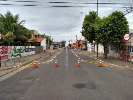 Para melhorar o fluxo viário, Prefeitura faz adaptações em ruas do Remanso Campineiro