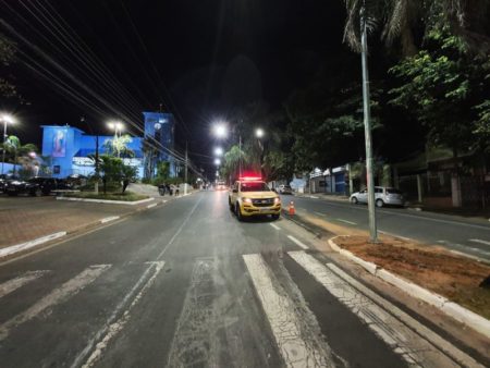 Av. São Francisco de Assis tem nova iluminação em LED