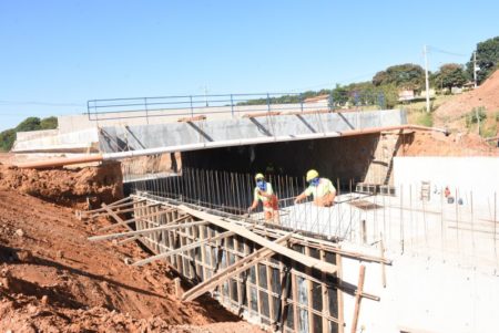 Obra da ponte na avenida Panaíno está adiantada