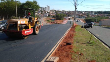 Ponte entre Jd. São Sebastião e Jd. Interlagos é asfaltada