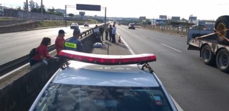 Motociclista morre após colidir na traseira de carreta na rodovia Anhanguera, em Sumaré