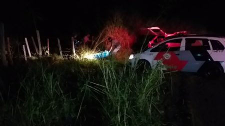 Ladrão morre após trocar tiros com a PM na estrada do Fogueteiro, em Campinas
