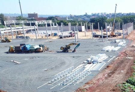 PAT orienta candidatos interessados em vagas de emprego abertas pelo atacadista Assaí em Hortolândia