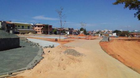 Parque Novo Ângulo ganha piso intertravado e concretagem nos passeios