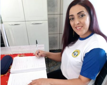 Com aulas online, Educação de Jovens e Adultos forma mais de 100 alunos