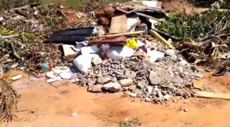 Moradores encontram escorpião e reclamam do abandono de área no Jd. São Bento, em Hortolândia