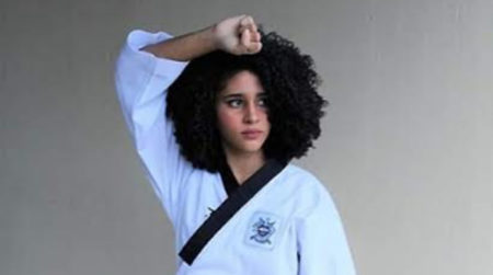 Atleta de Hortolândia vence competição online de taekwondô