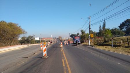Prefeitura alerta para novos desvios e intervenções em obra de duplicação da Av. Thereza Ana Cecon Breda