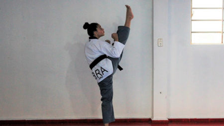 Atleta de taekwondo de Hortolândia conquista mais uma etapa de campeonato estadual on-line da modalidade