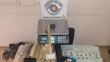 Policiais Militares da 4ª Cia detém casal com documentos falsos e apreendem drogas
