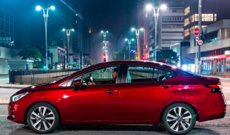 Nissan agita o segmento dos sedãs com a linha Versa 2021