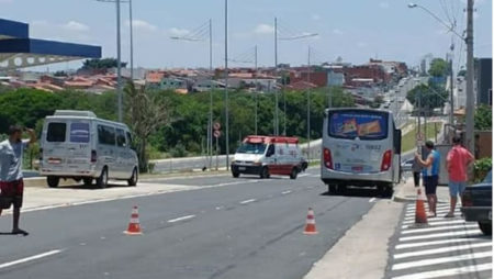 Após acidente Moradores pedem radares em avenida do Parque Peron
