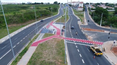 Prefeitura implanta ciclofaixa para conectar ciclovia do Corredor Metropolitano à da Av. Panaíno