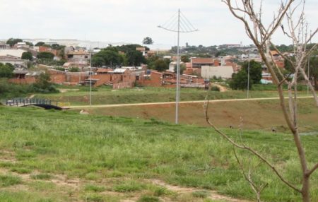 Processo de regularização fundiária de lotes do Jardim Santa Fé entra na etapa final