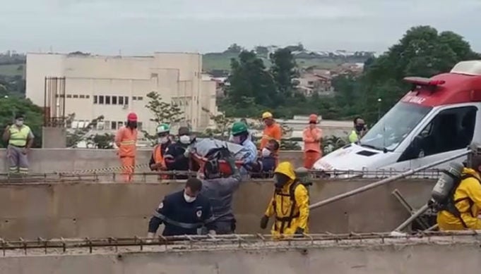 Cadver Em Decomposio Encontrado Em Obra Do BRT Em Frente Ao