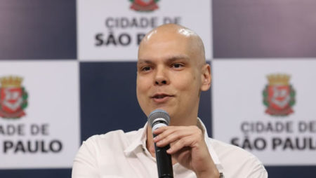 Bruno Covas sanciona lei que aumenta seu próprio salário em 46%