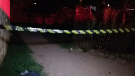Homem é morto com 8 tiros na cabeça em viela no Jardim do Lago II