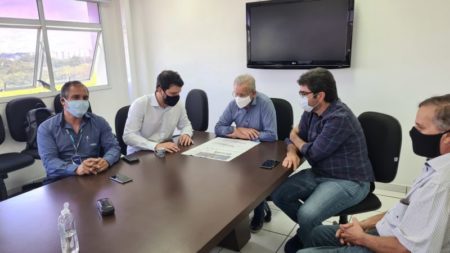 Rumo entrega à Prefeitura projeto final de viaduto sobre a linha férrea na região central de Hortolândia  