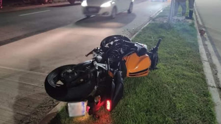 Motociclista morre após colidir contra poste em Campinas