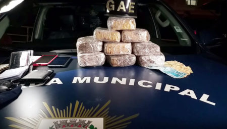 GAE abordam dois veículos com drogas e trio acaba preso no campus da Unicamp 