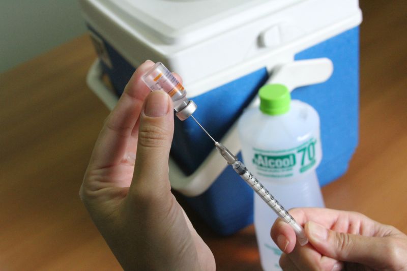 Vacina bivalente para jovens