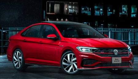 Volkswagen Jetta GLI é pura esportividade