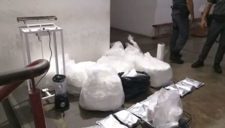 Força Tática apreende 206 kg de cocaína e prende homem de nacionalidade colombiana 