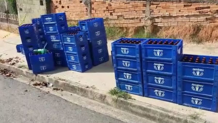 Policiais militares recuperam carga de bebidas e detém 4 assaltantes 