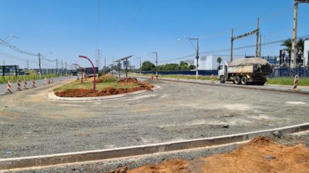 Construção da terceira faixa de rolagem na avenida da Emancipação entra em nova etapa