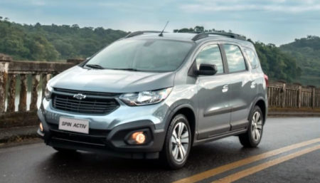 Chevrolet Spin oferece espaço com segurança