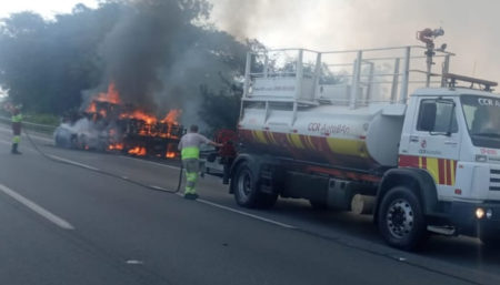 Caminhão pega fogo na Bandeirantes