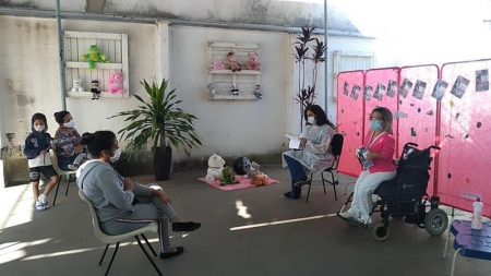 Unidades de saúde recebem “varal de mensagens” para alerta sobre violência contra crianças e adolescentes